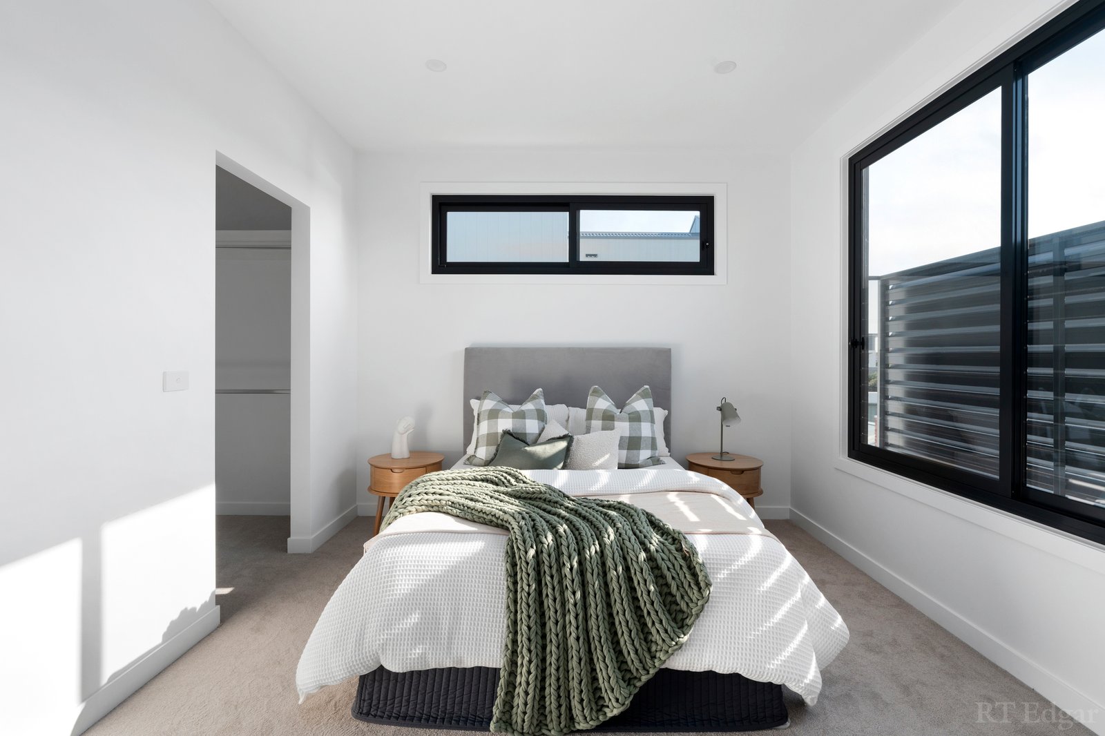 Real Estate and Property in 4/16 Haig Street, Reservoir, VIC