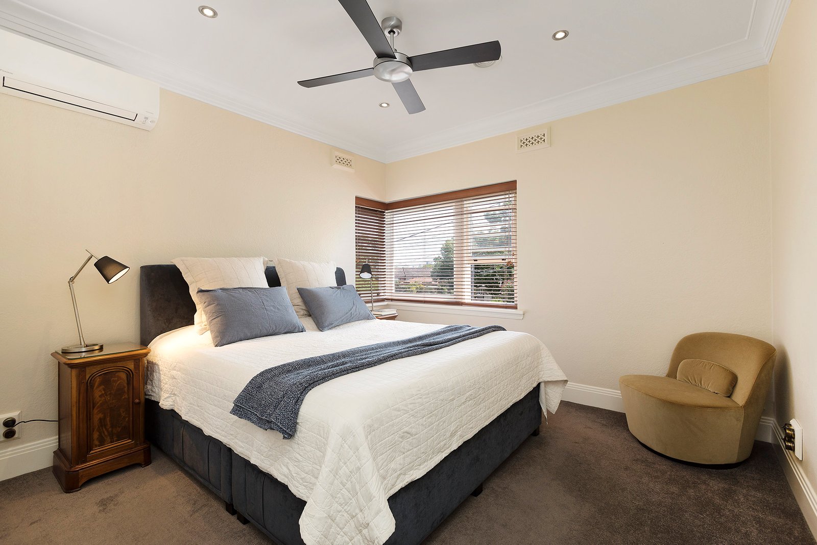 Gallery: 4/16 Hotham Grove