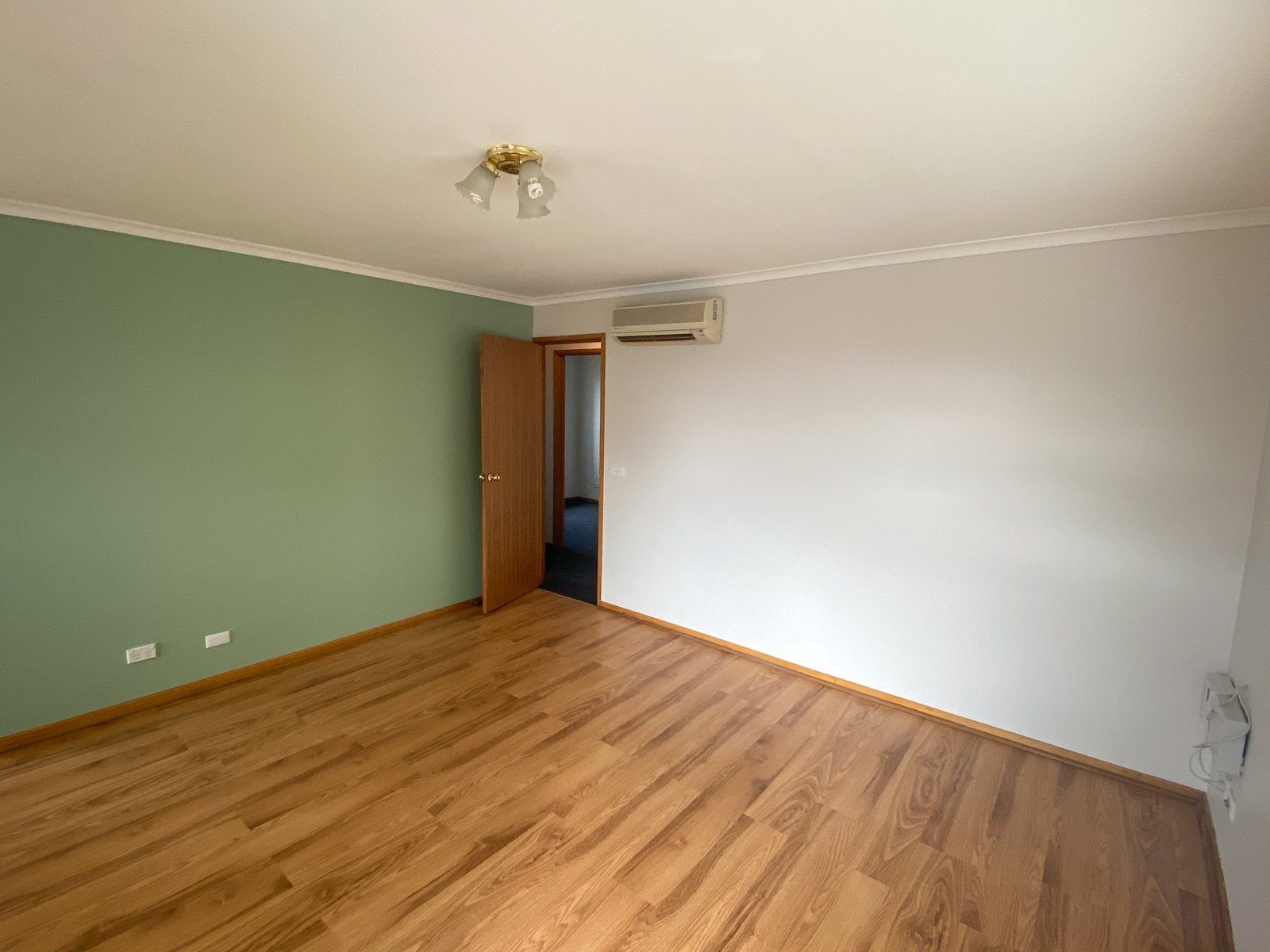 4/16 Lesdelle Street CLAREMONT 2