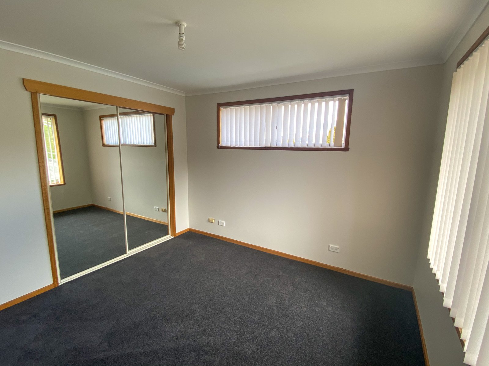 4/16 Lesdelle Street CLAREMONT 8