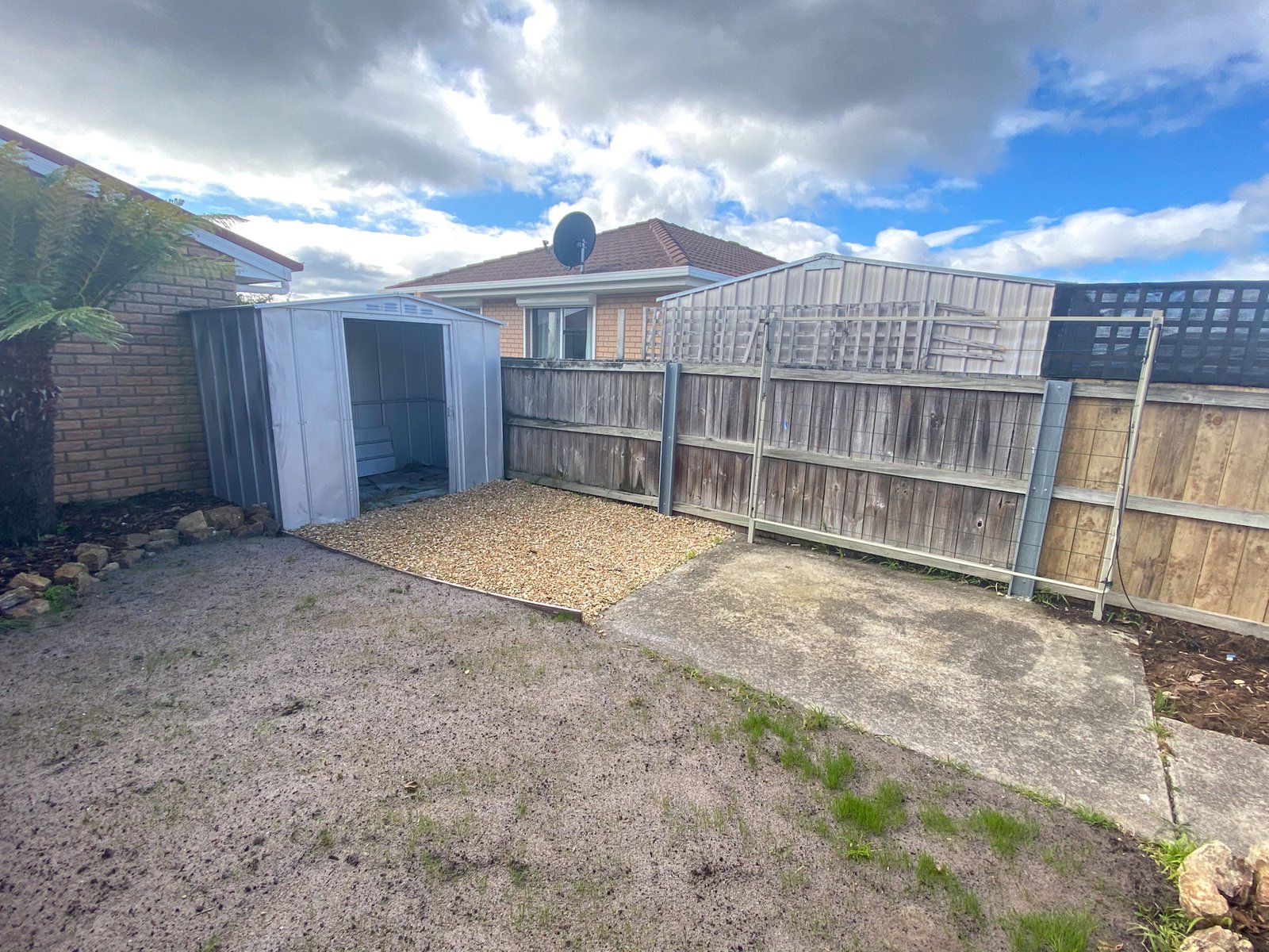 4/16 Lesdelle Street CLAREMONT 11