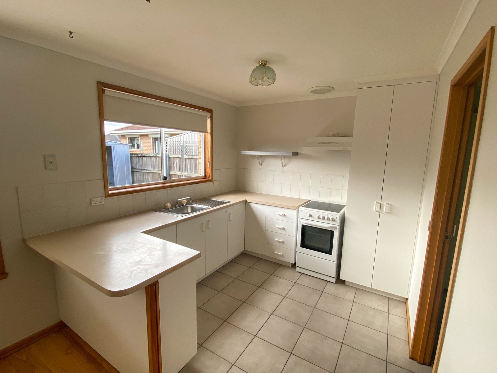 4/16 Lesdelle Street CLAREMONT 4