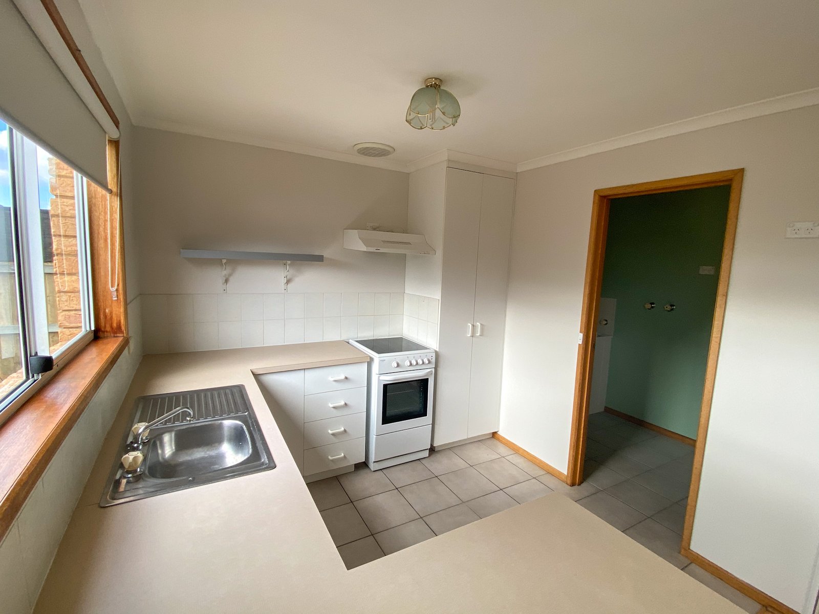 4/16 Lesdelle Street CLAREMONT 5