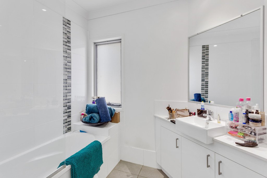 4/16 Sapphire Place ELANORA 8