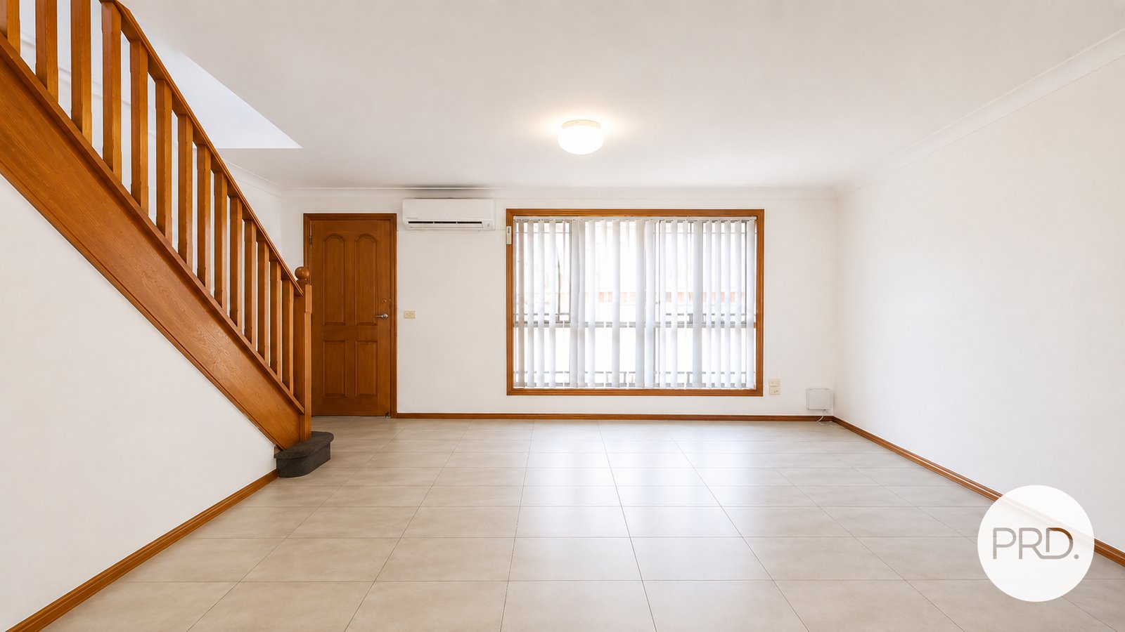 4/16 Thelma Street LURNEA 2