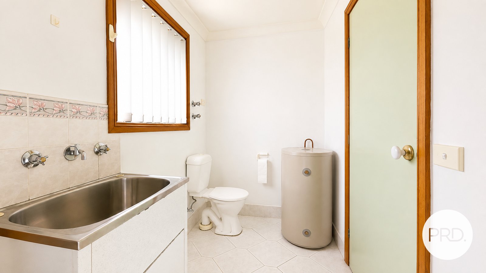 4/16 Thelma Street LURNEA 10