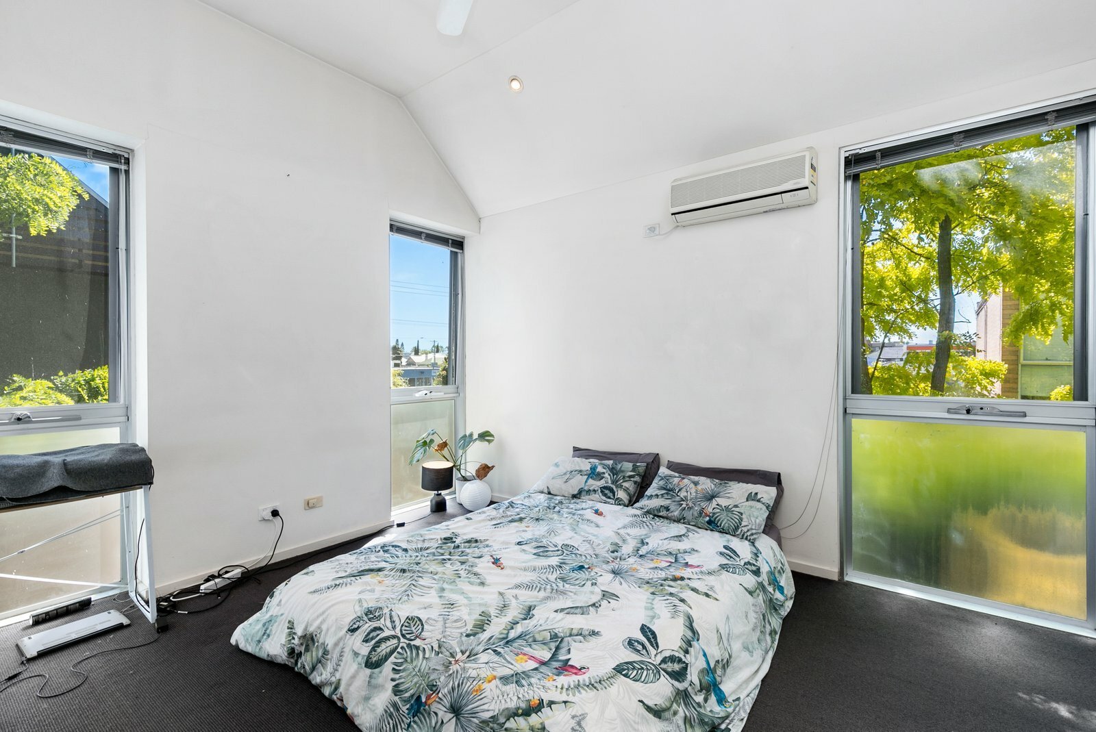 Gallery: 4/163 Somerville Road