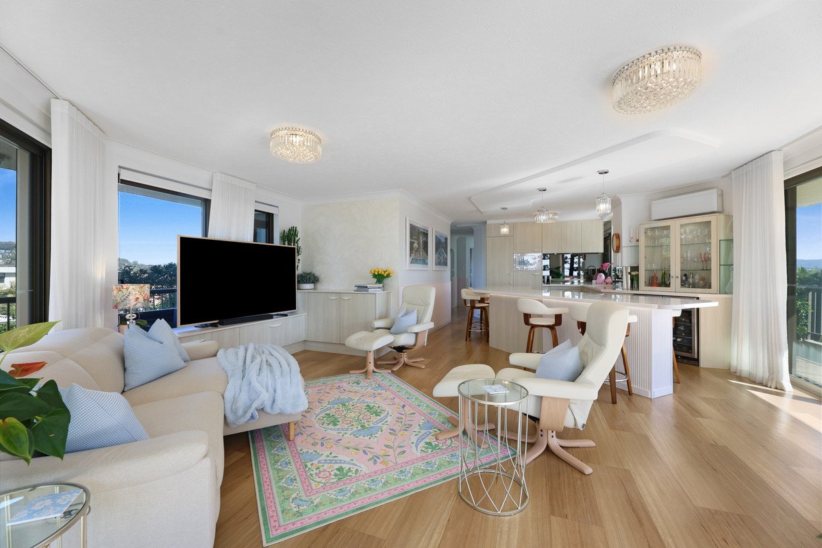 4/164 The Esplanade Burleigh Heads 8