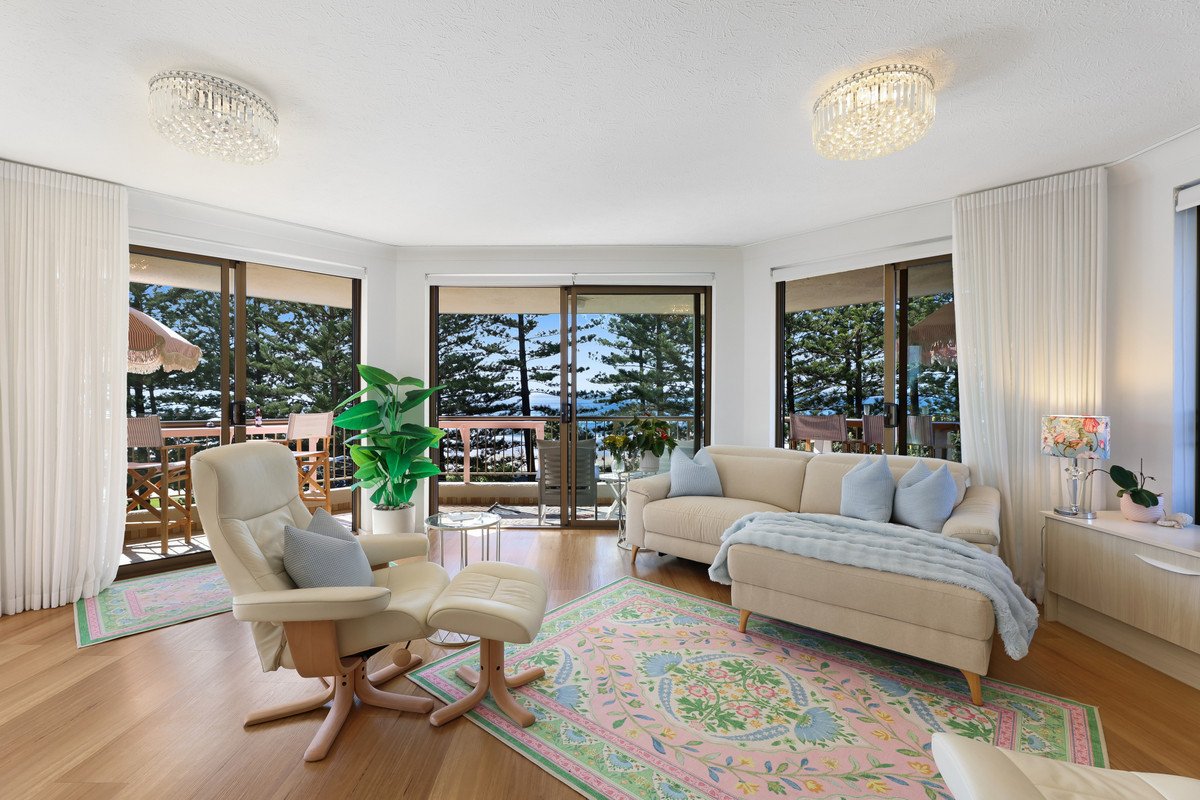 4/164 The Esplanade Burleigh Heads 10