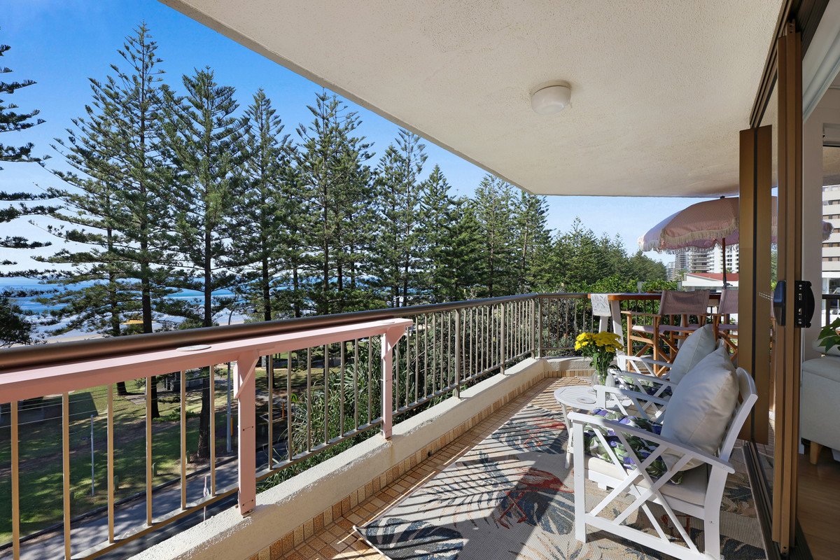 4/164 The Esplanade Burleigh Heads 15