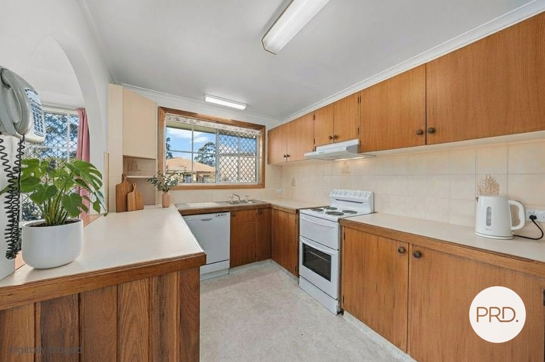 4/16A Lincoln Street LINDISFARNE 4