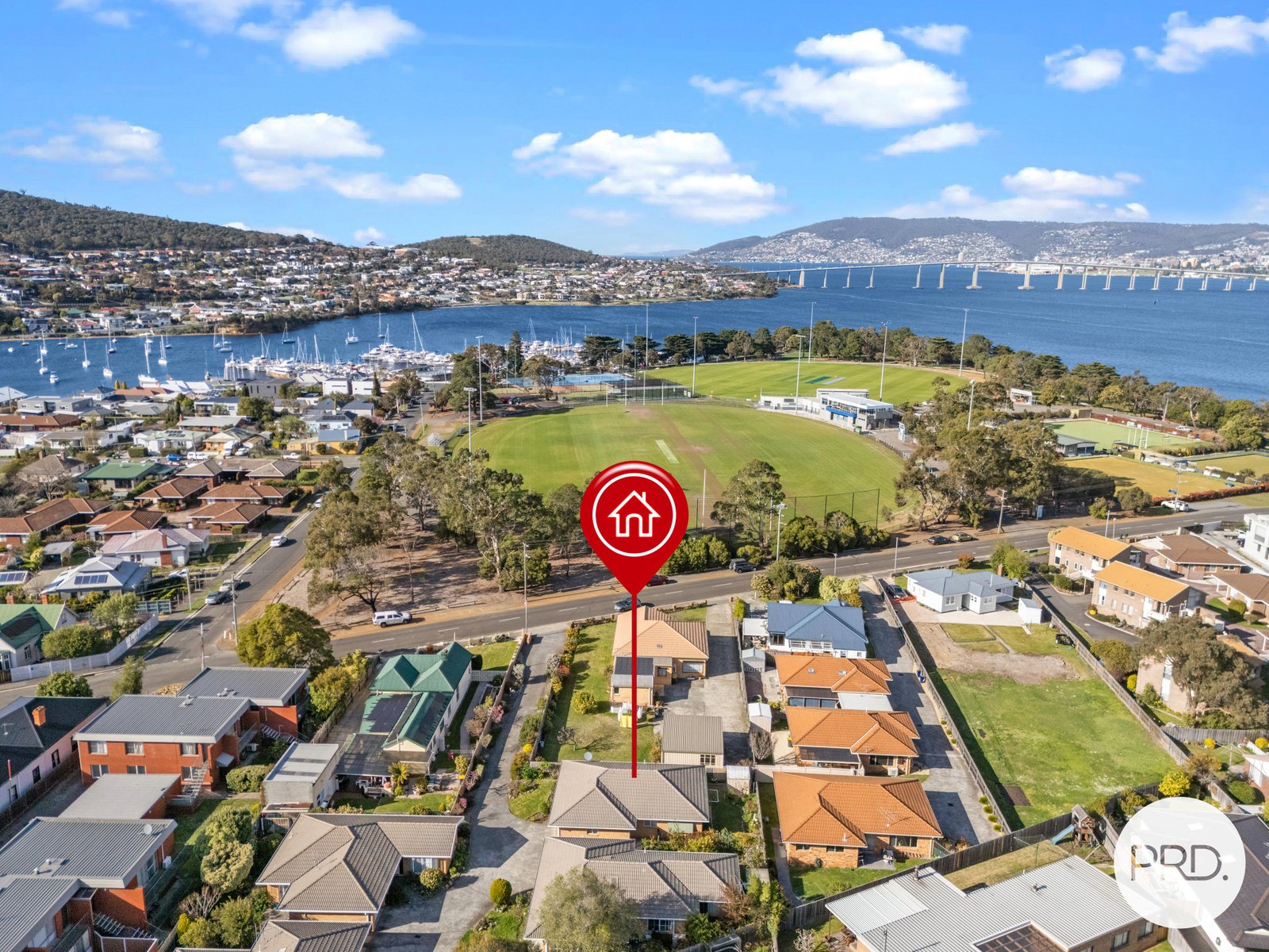 4/16A Lincoln Street LINDISFARNE 11