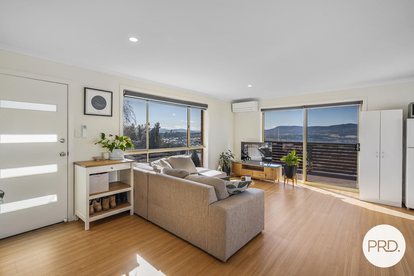 4/17-19 Spring Street CLAREMONT 10