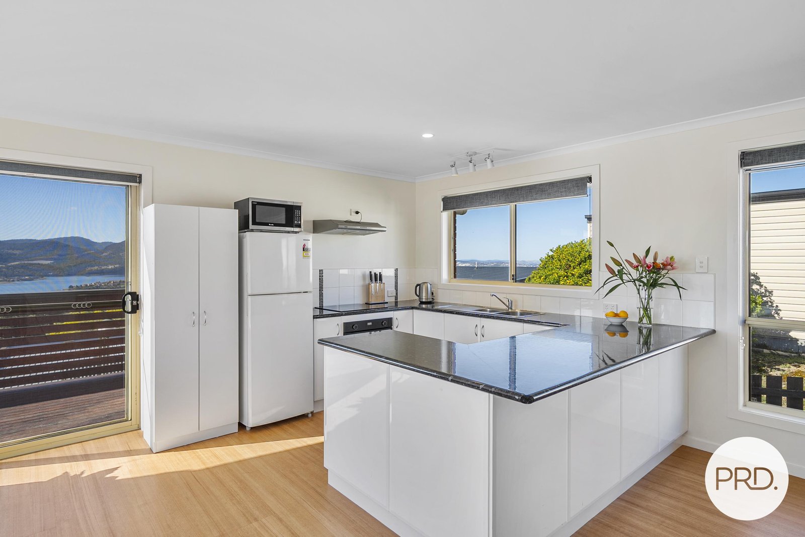 4/17-19 Spring Street CLAREMONT 12