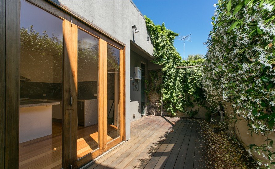 Gallery: 417 Bay Street