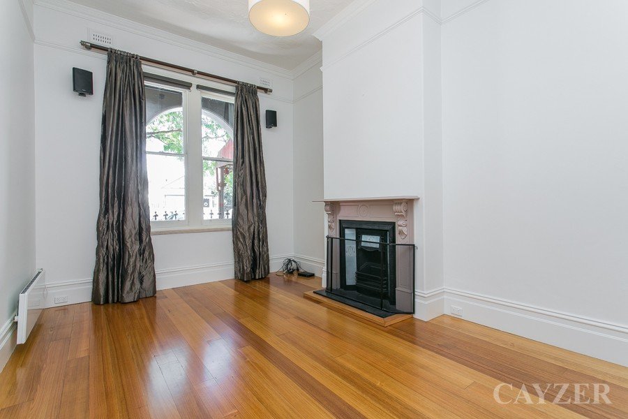 Gallery: 417 Bay Street