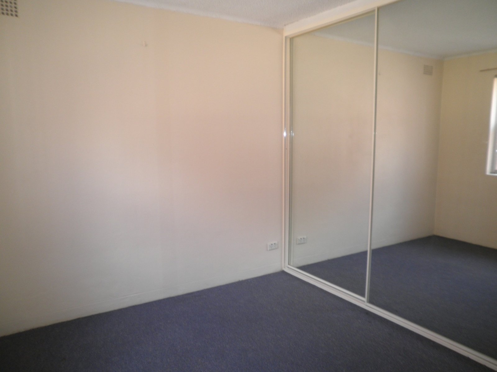 4/17 Brittain Crescent HILLSDALE 6