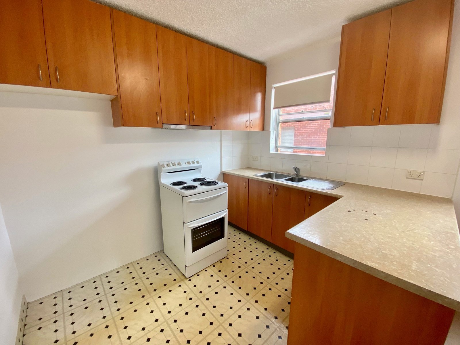 4/17 Brittain Crescent HILLSDALE 3
