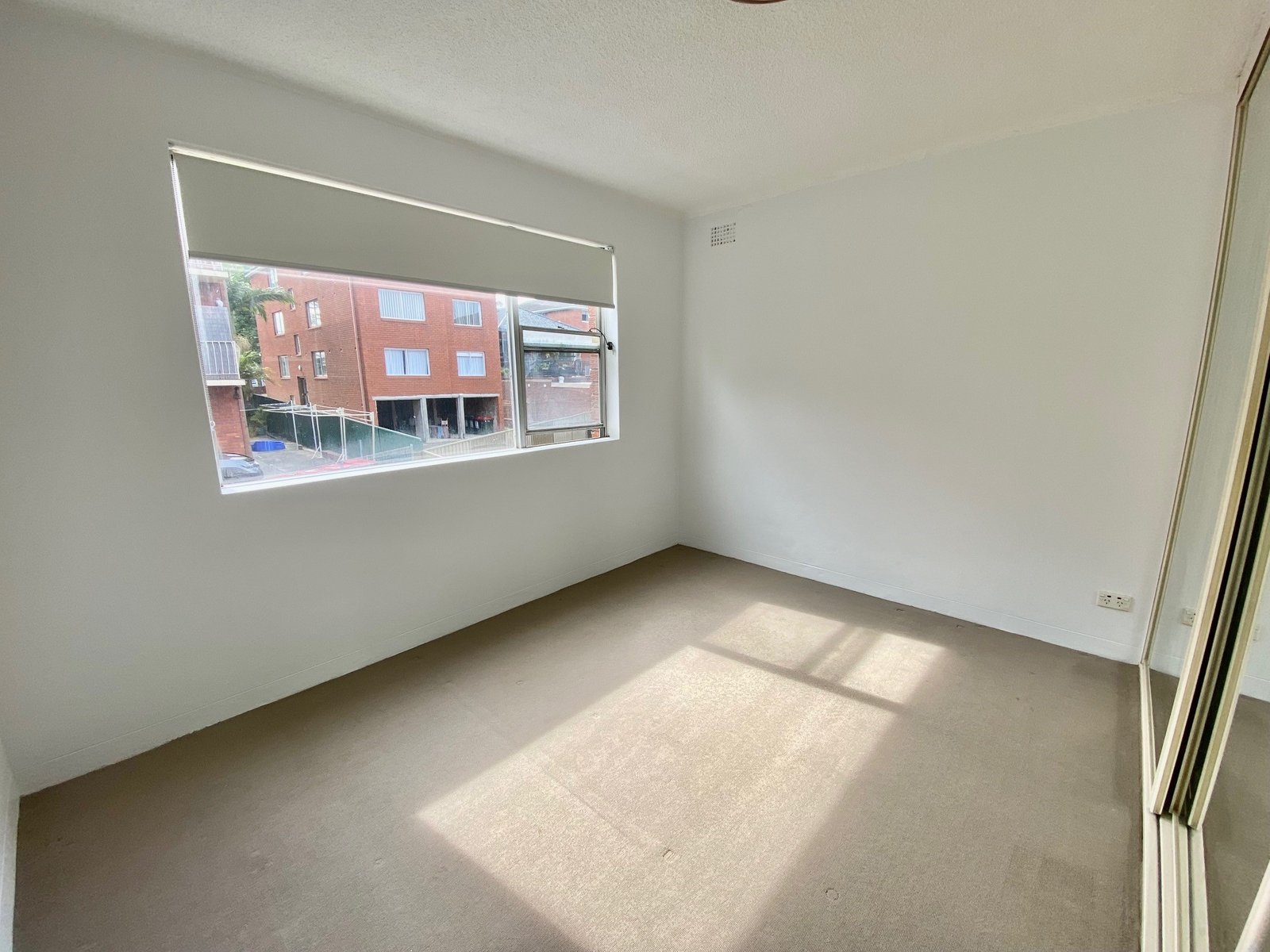 4/17 Brittain Crescent HILLSDALE 5