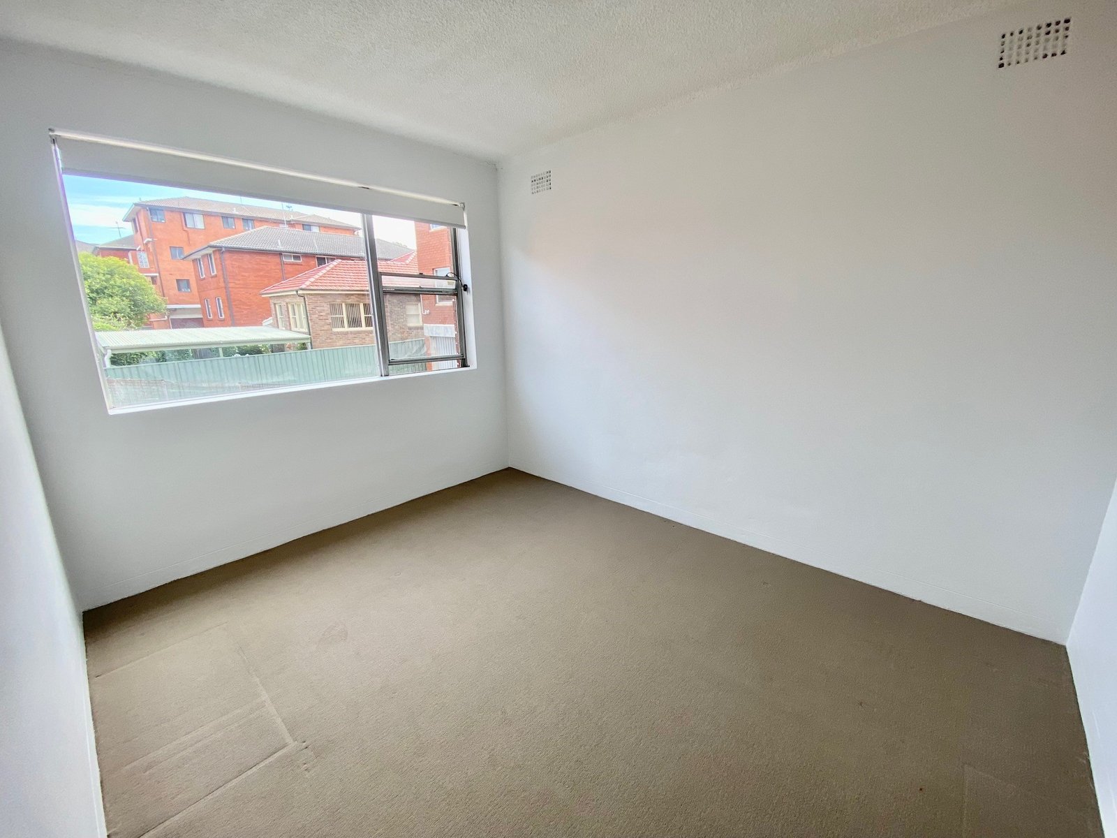 4/17 Brittain Crescent HILLSDALE 6