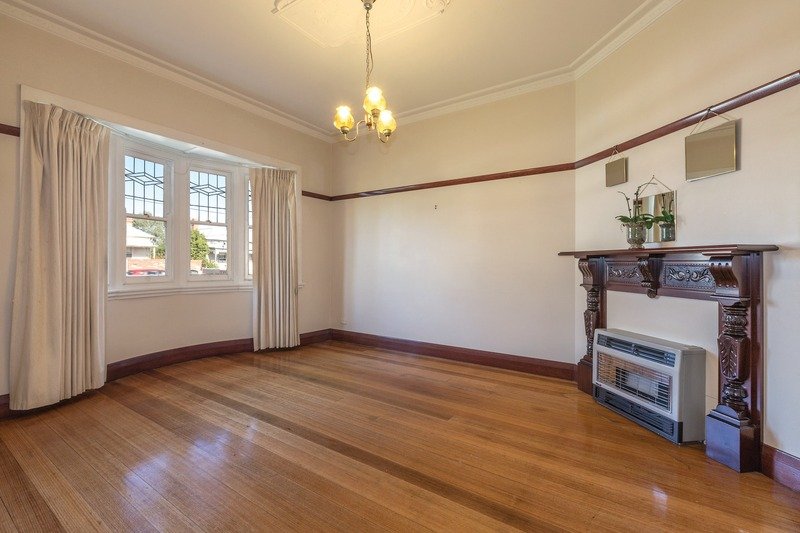 Gallery: 417 Eureka Street