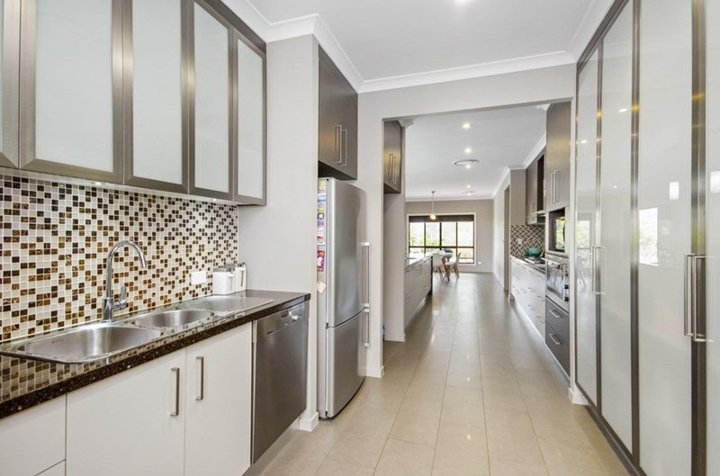 417 Jim Whyte Way BURUA 3