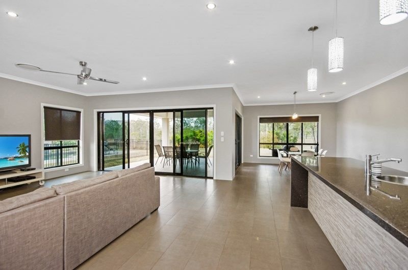 417 Jim Whyte Way BURUA 14