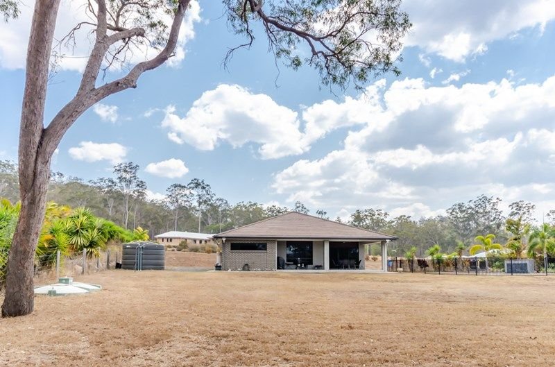 417 Jim Whyte Way BURUA 24