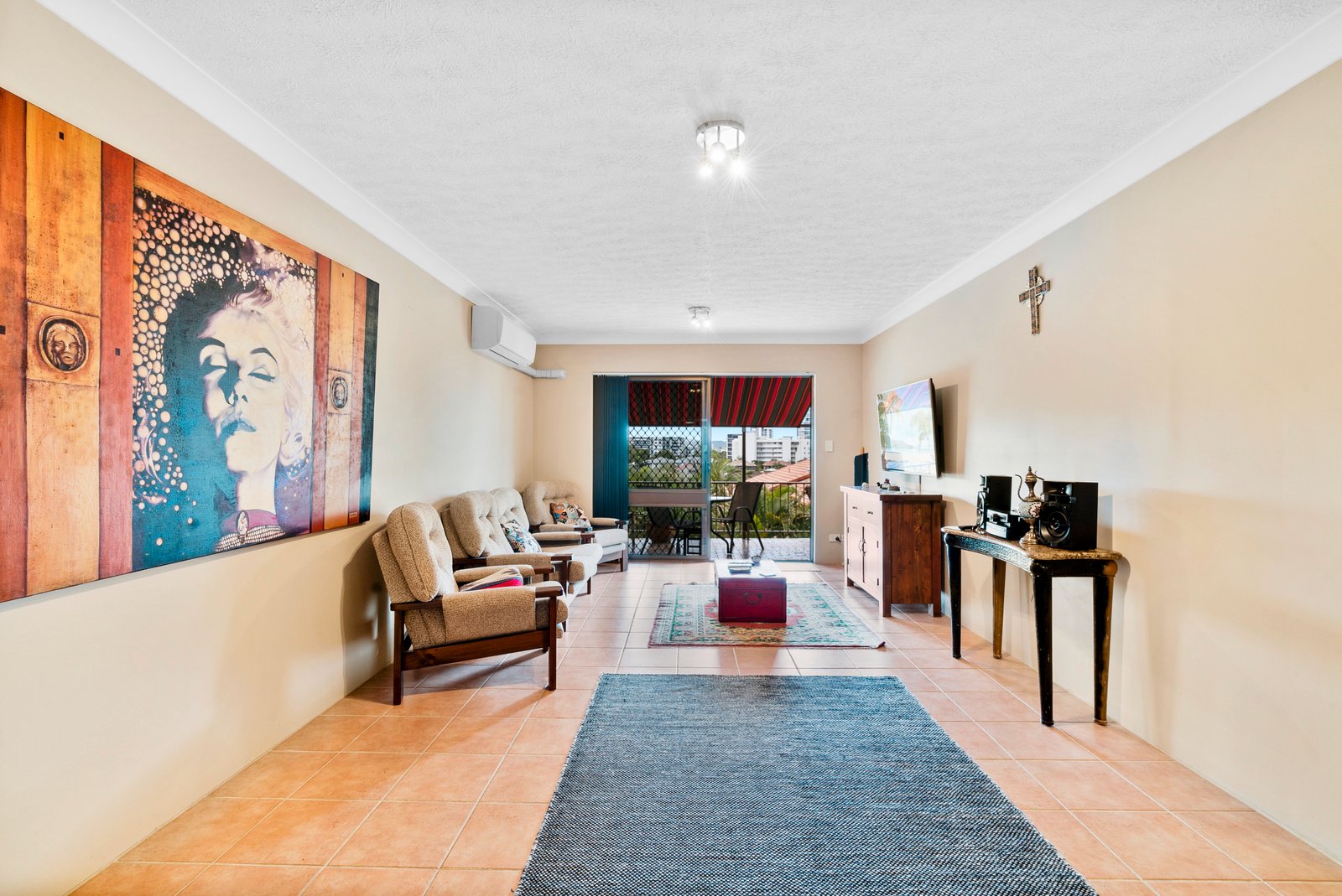 4/17 Rutledge Street COOLANGATTA 5