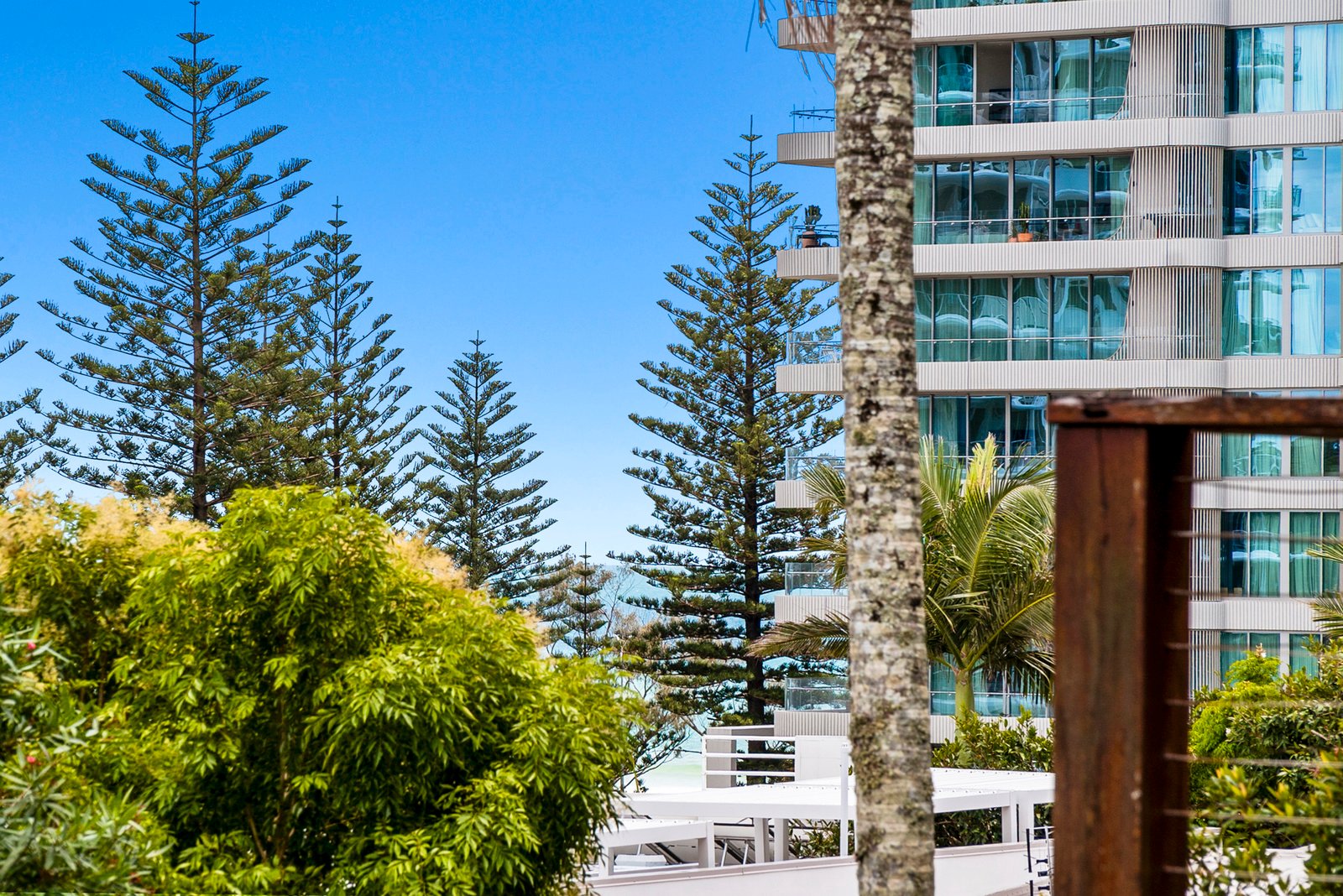 4/17 Rutledge Street COOLANGATTA 9