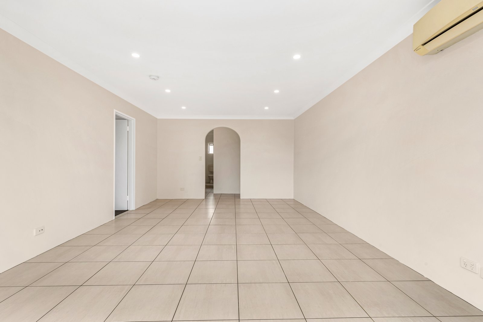 4/17 Trundle Street ENOGGERA 5
