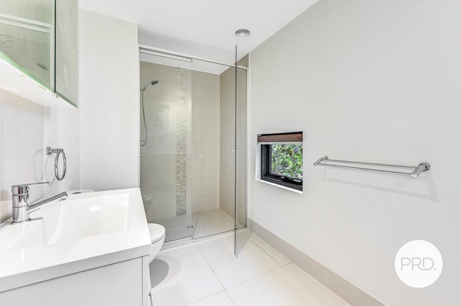 4/171 Scarborough Street SOUTHPORT 8