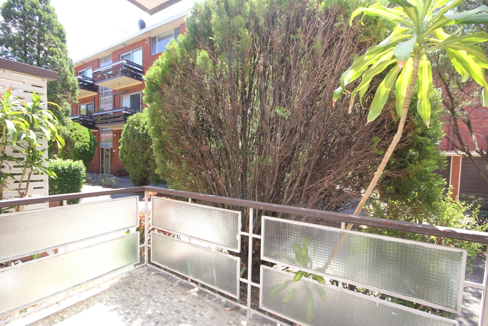 4/174 Chuter Avenue SANS SOUCI 7