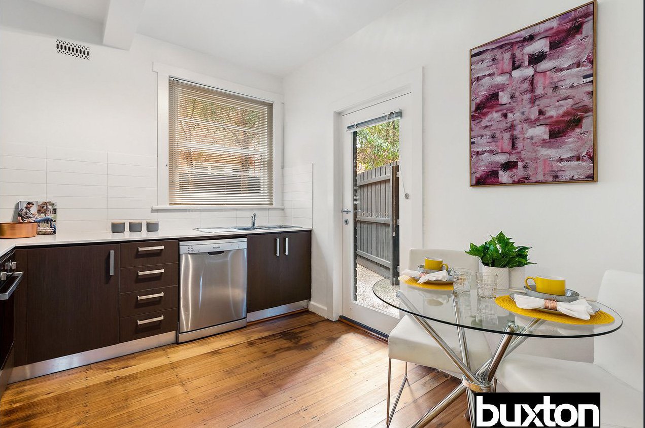 Gallery: 4/176 Barkly Street