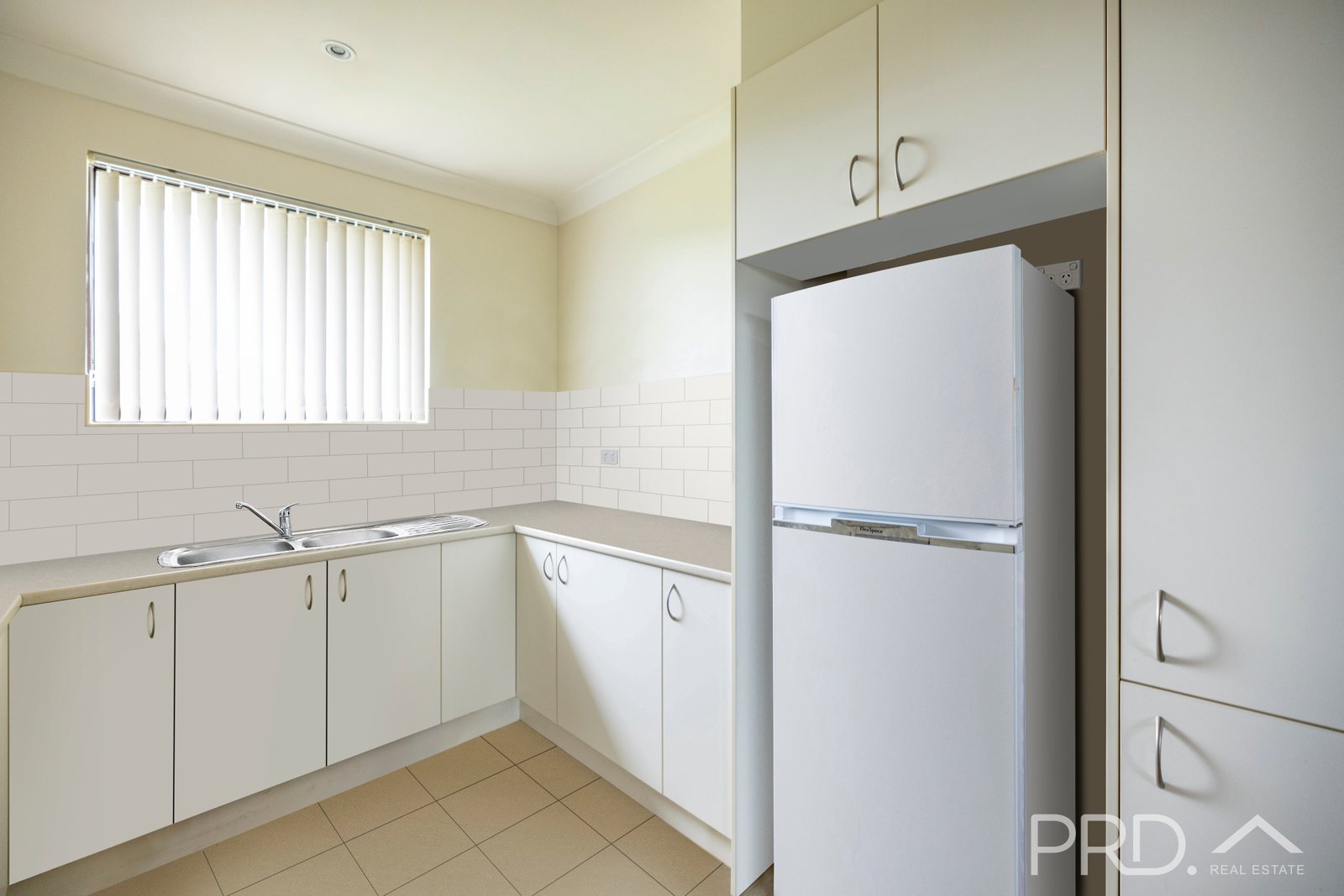 4/176 Capper Street TUMUT 3