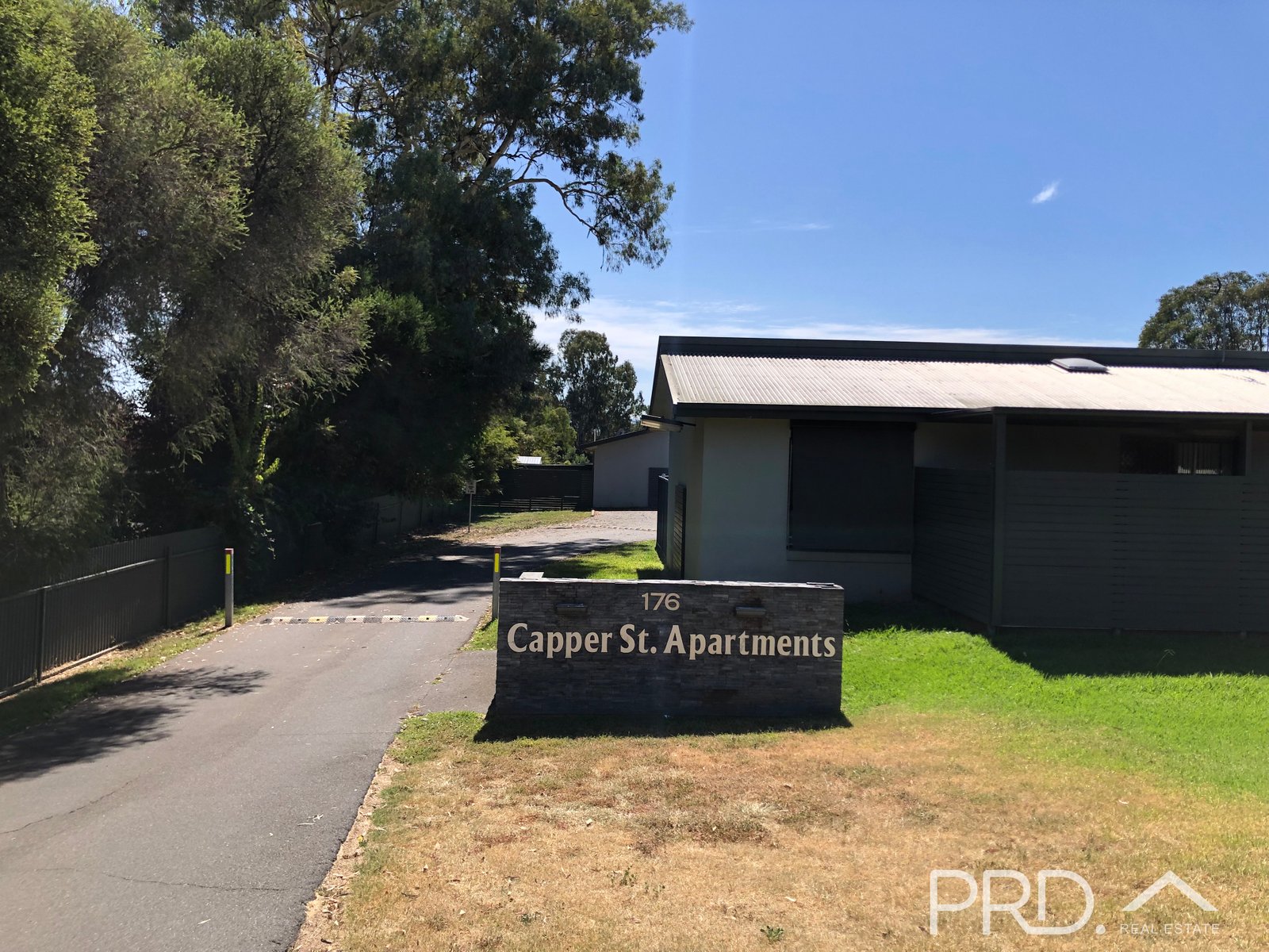 4/176 Capper Street TUMUT 12