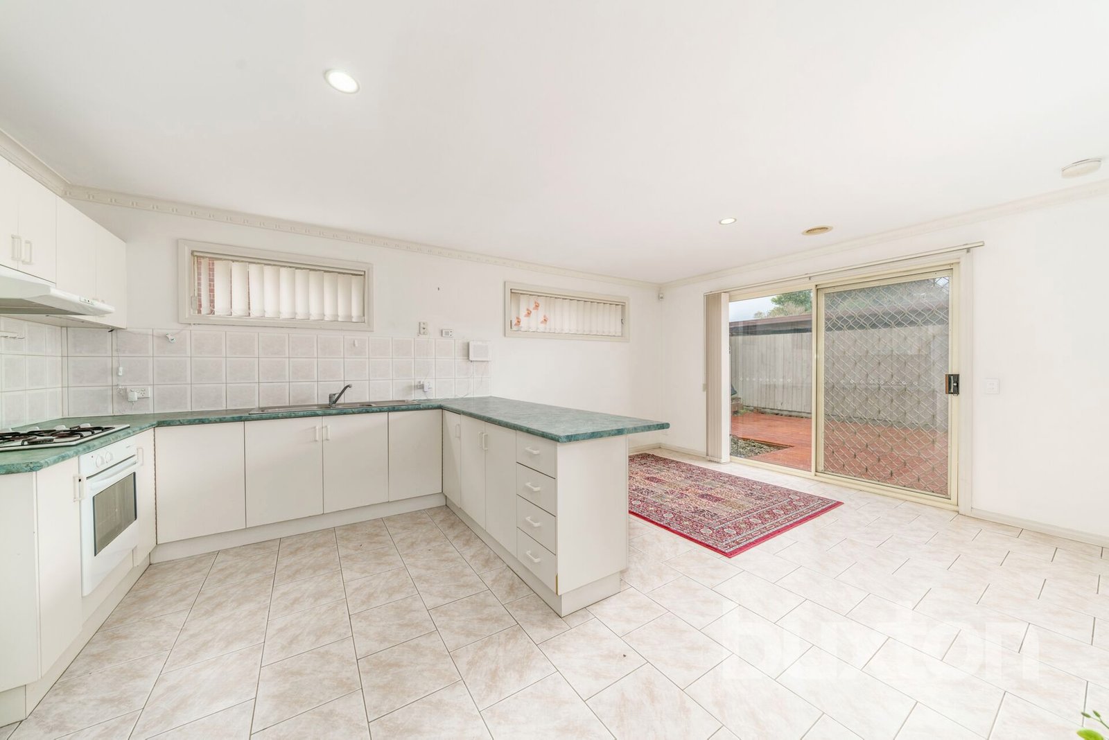 Gallery: 4/1773 Dandenong Road