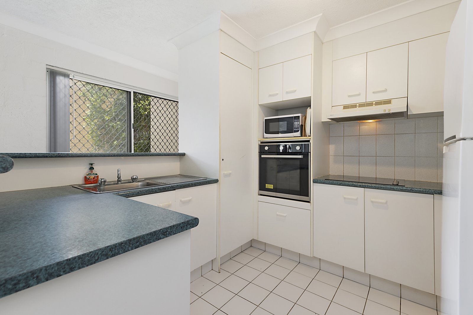 4/18-20 Garrick Street COOLANGATTA 3