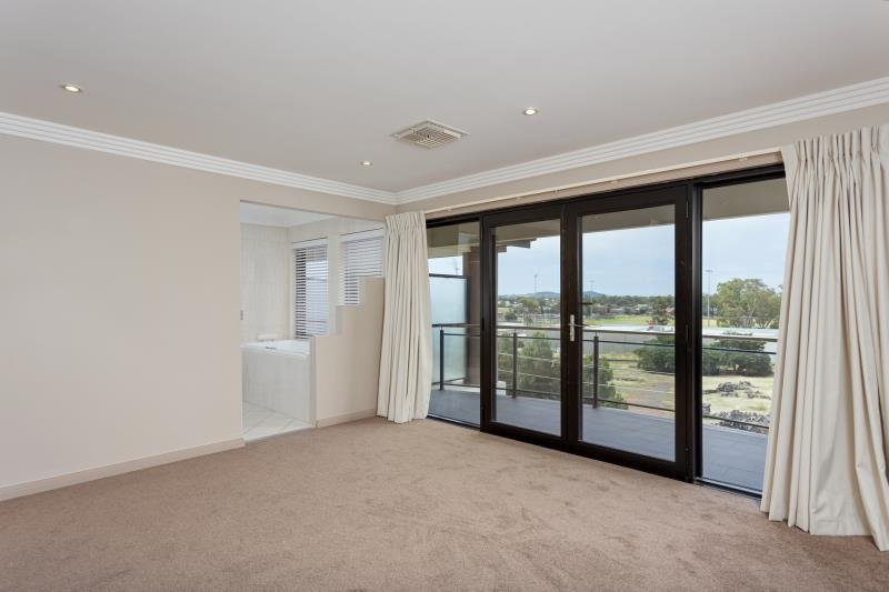 4/18-20 Railway Street WAGGA WAGGA 5