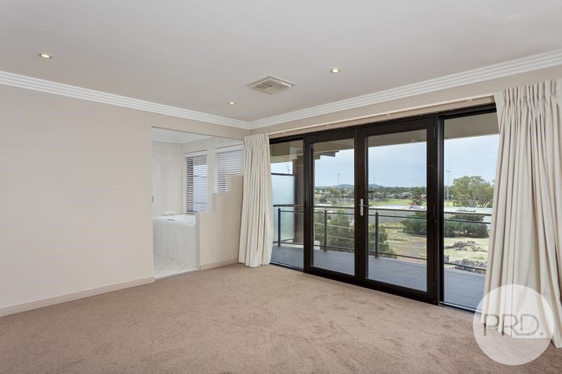 4/18-20 Railway Street WAGGA WAGGA 5