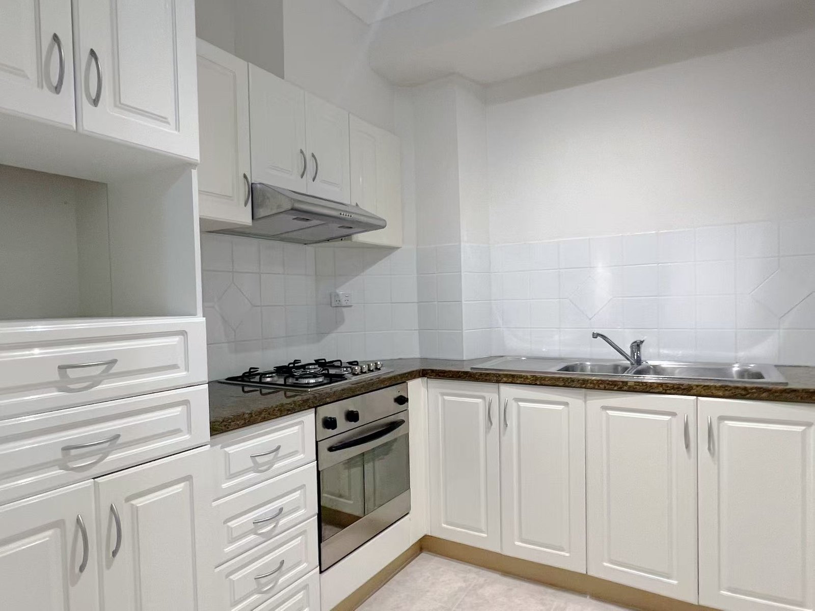 4/18-22 West Street HURSTVILLE 4