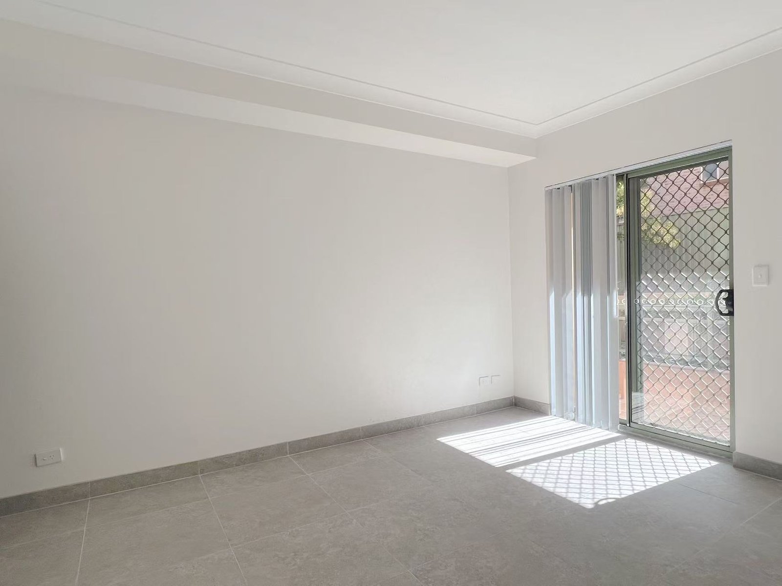 4/18-22 West Street HURSTVILLE 6