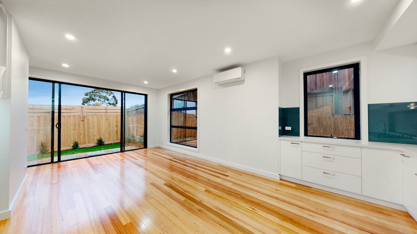 Real Estate and Property in 4/18 Ashford Street, Templestowe Lower, VIC