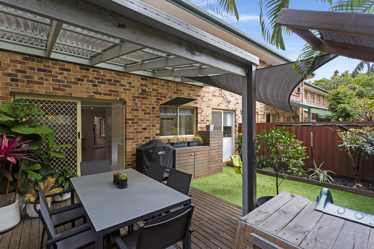 4/18 Bottlewood Court Burleigh Waters 14