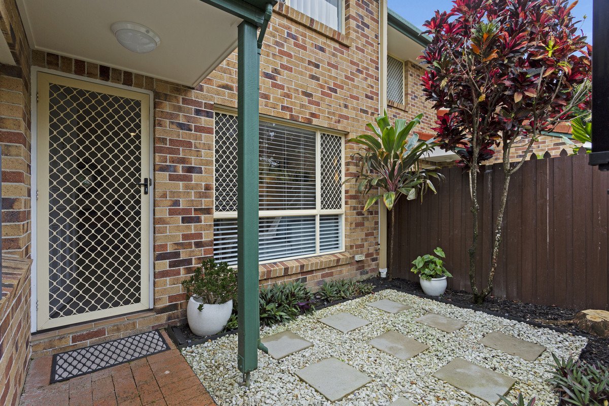 4/18 Bottlewood Court Burleigh Waters 15