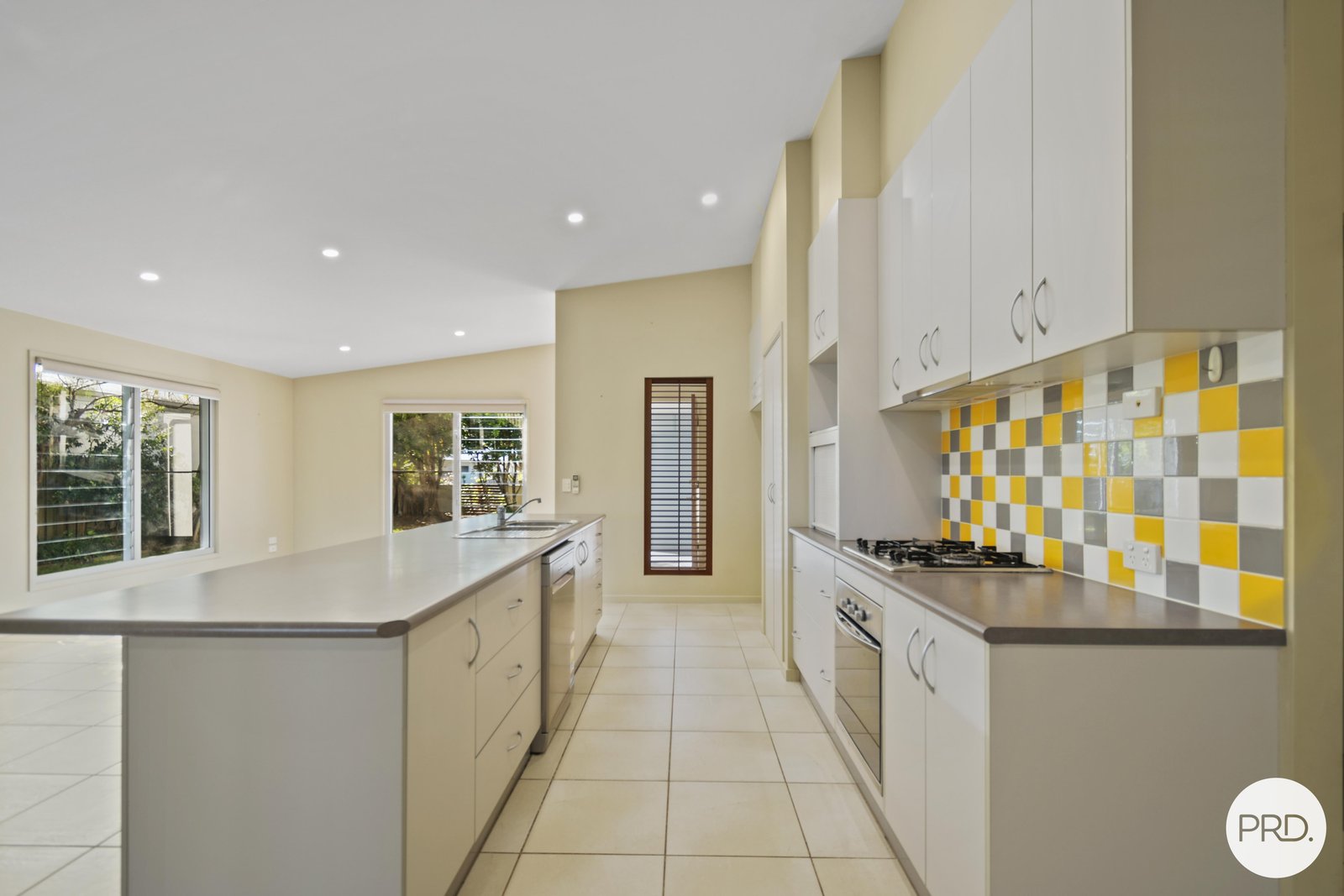 418 Casuarina Way CASUARINA 5