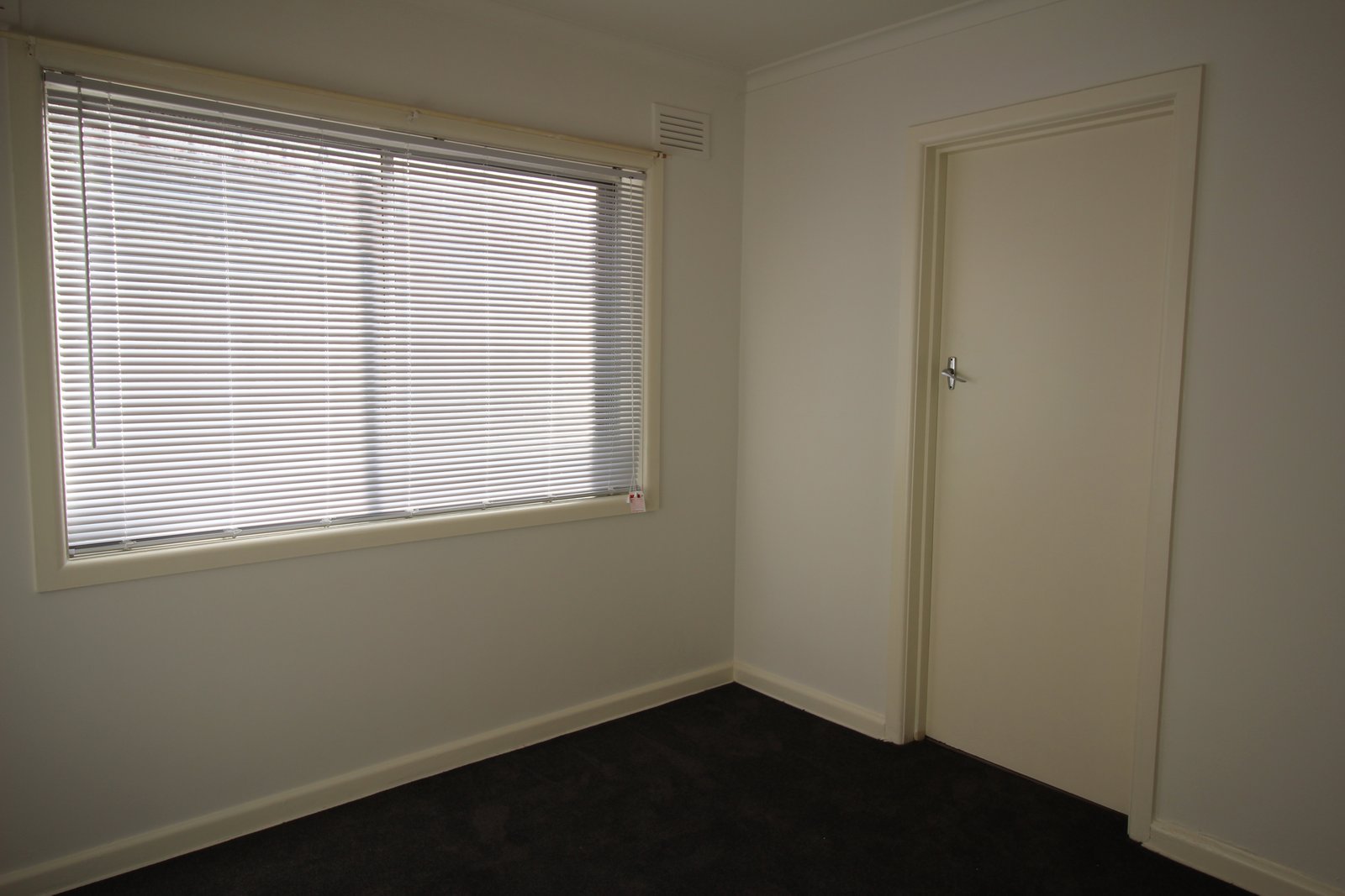 Gallery: 4/18 Collins Street