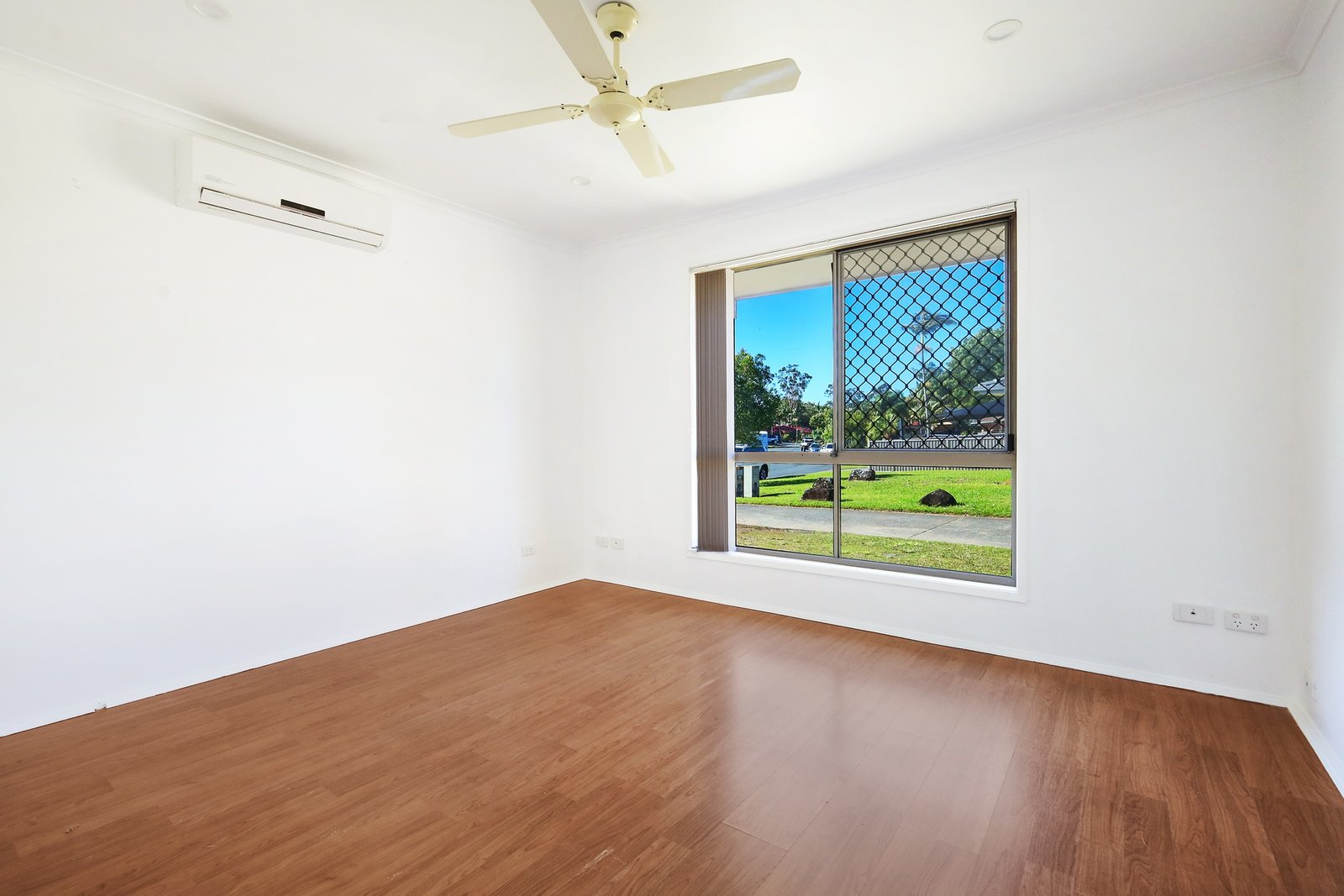 4/18 Galloway Drive ASHMORE 6