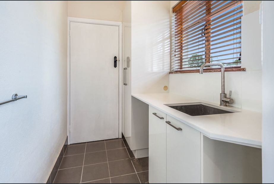 418 Kokoda Street NORTH ALBURY 12