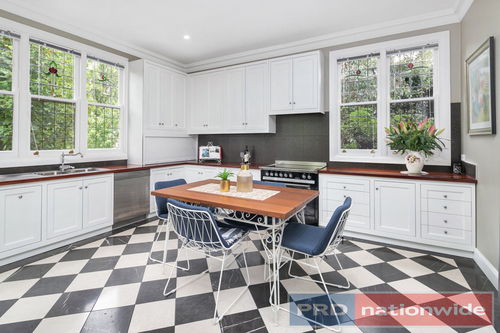 418 Larter Street GOLDEN POINT 12